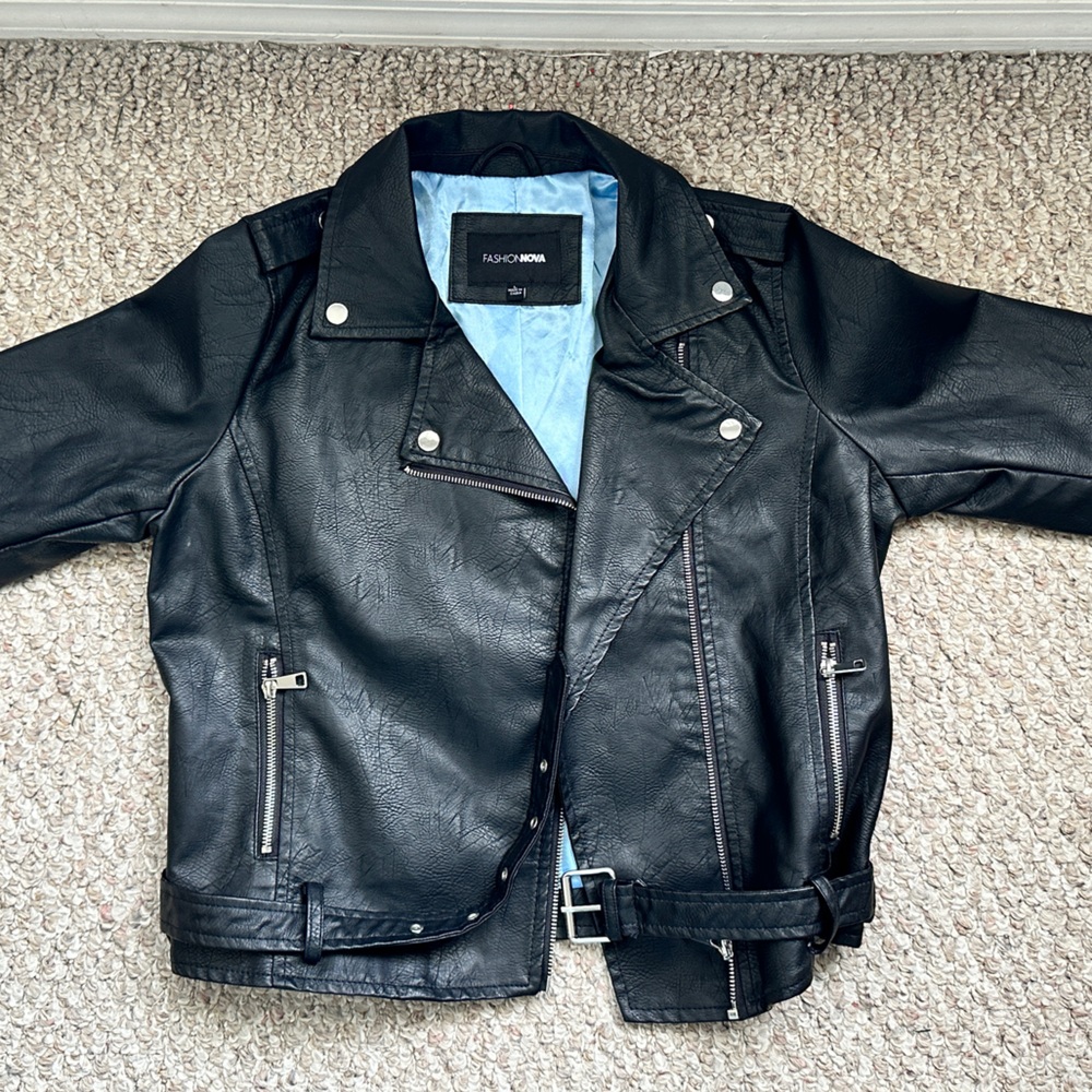 Fashion Nova black Leather Jacket.